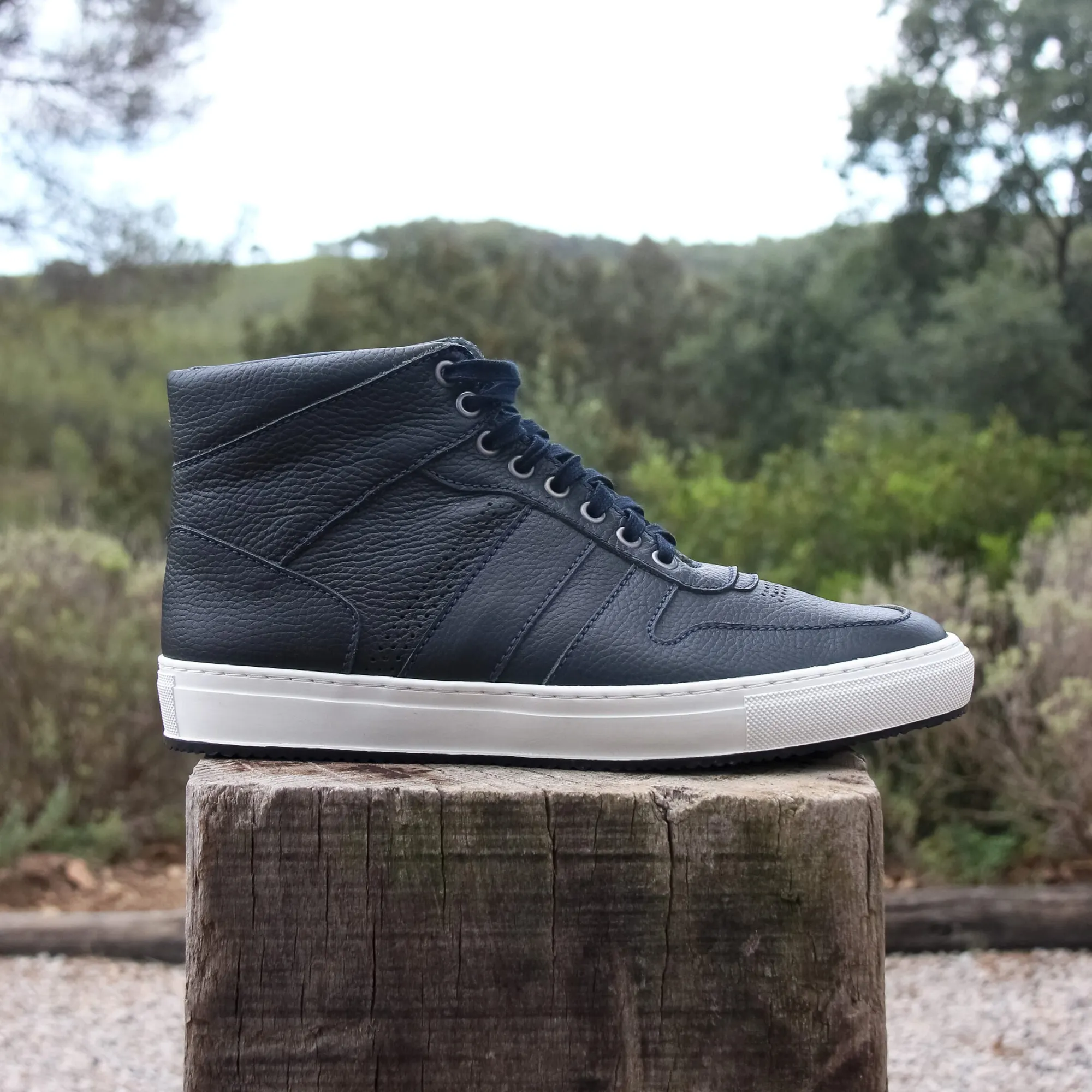 Online Baskets Gaspard cuir grainé bleu Homme Baskets