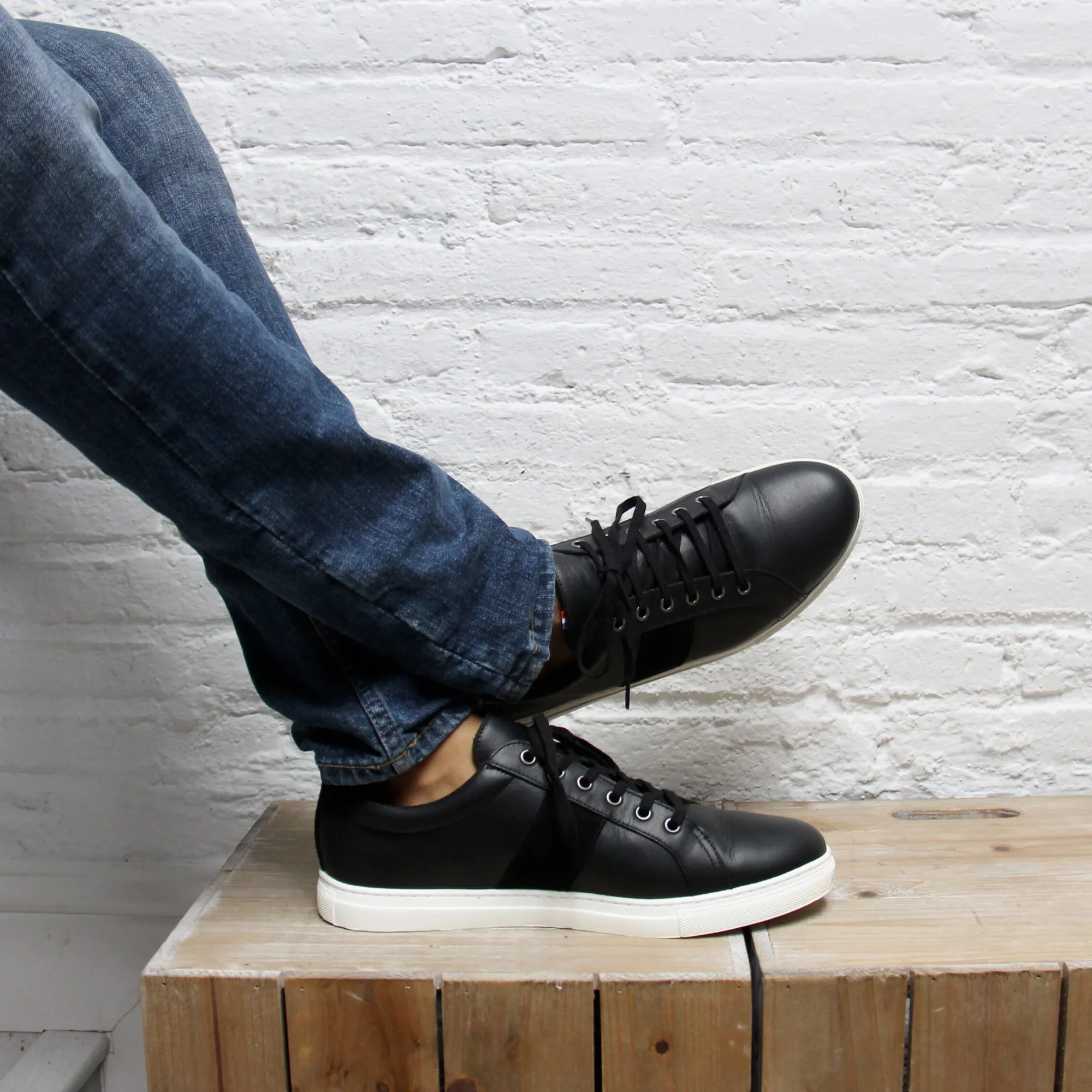 Flash Sale Baskets Made in France cuir Homme Fins De Série Solidaires