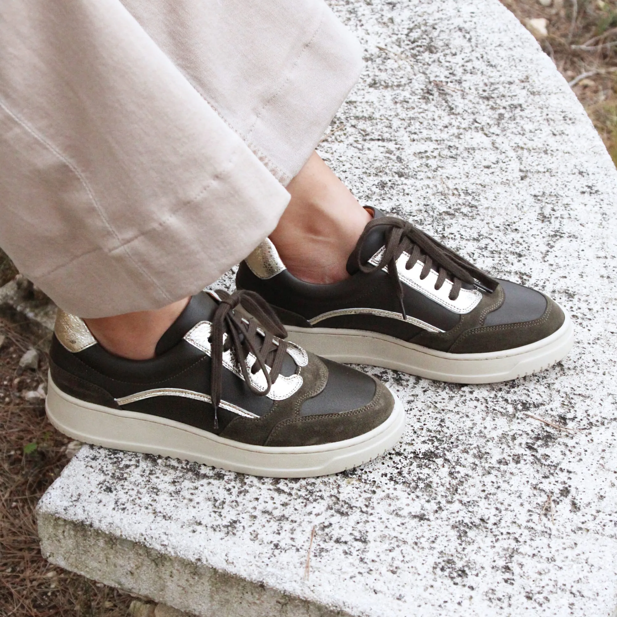 Cheap Baskets vintage cuir kaki doré Femme Baskets