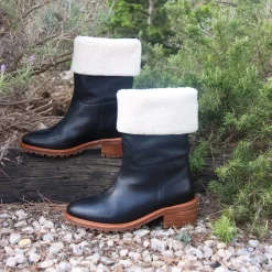 Shop Bottes fourrées cuir Femme Bottines & Bottes