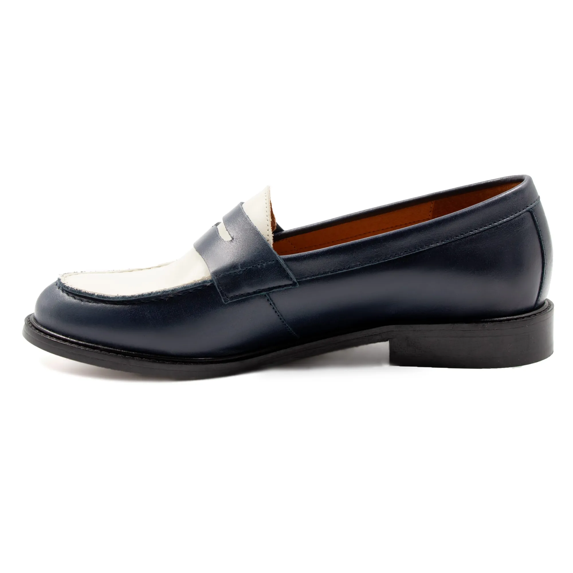 Shop Mocassins cuir bleu blanc Femme Mocassins & Derbies