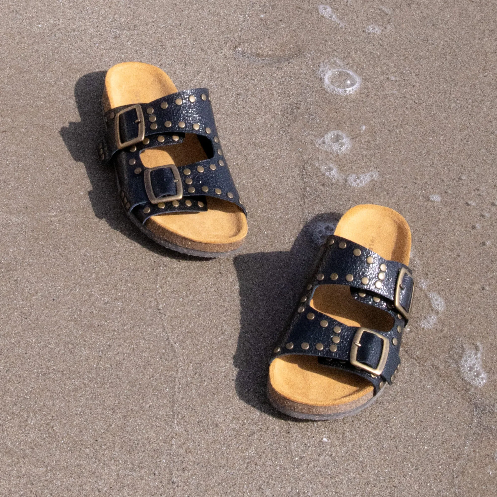 Best Sale Mules liège clous cuir métallisé noir Femme Sandales