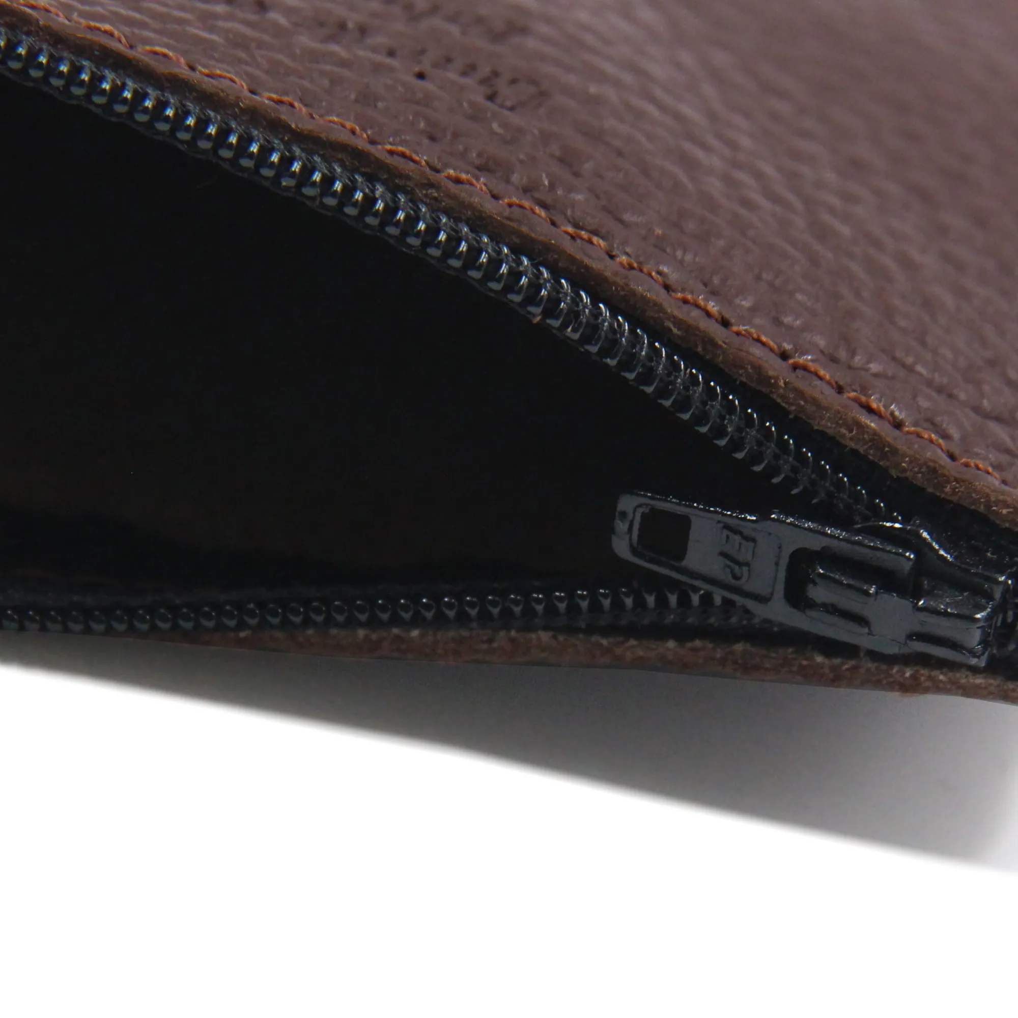 Shop Pochette cuir upcyclé - Petite Femme Dressing Recyclé|Pochettes