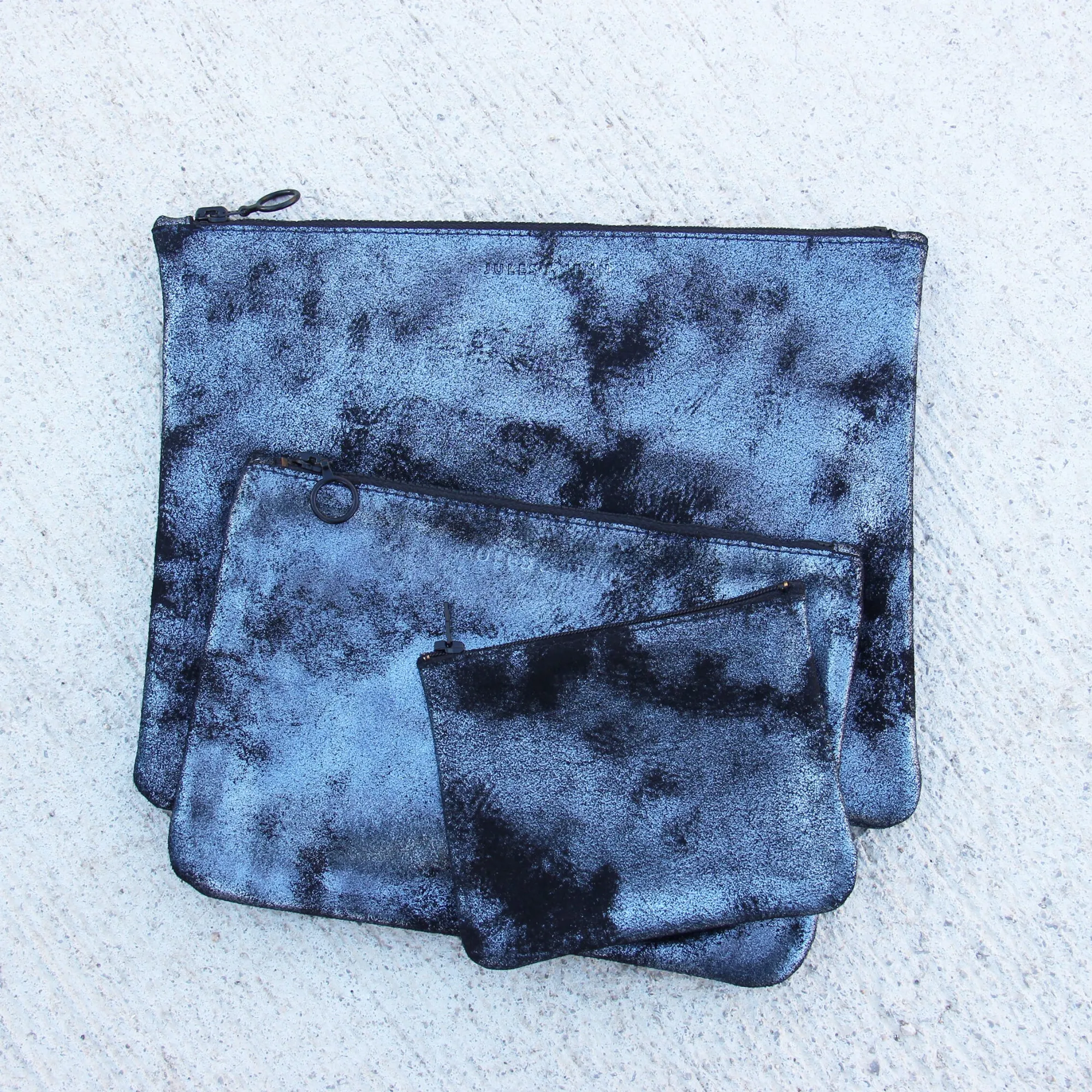 New Pochette cuir upcyclé noir irisé Femme Dressing Recyclé|Pochettes