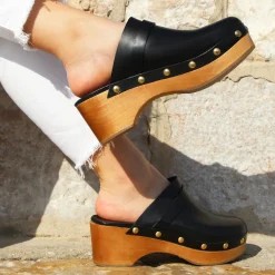 Best Sale Sabots bois clous cuir Femme Sandales