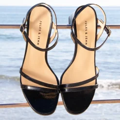 Outlet Sandales talon épurées cuir Femme Sandales
